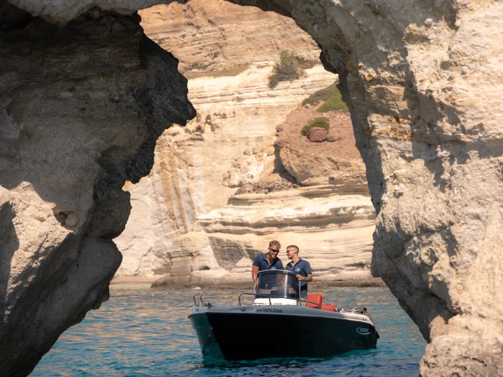 Båtuthyrning Poseidon BLU WATER 185 i Agía Kiriakí på Samboat 