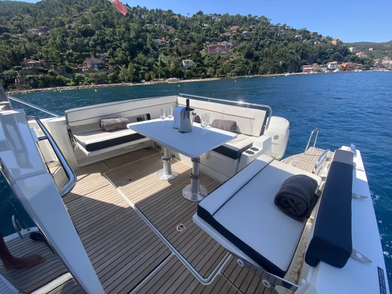 Motorbåt  för uthyrning Port La Napoule till det bästa priset 