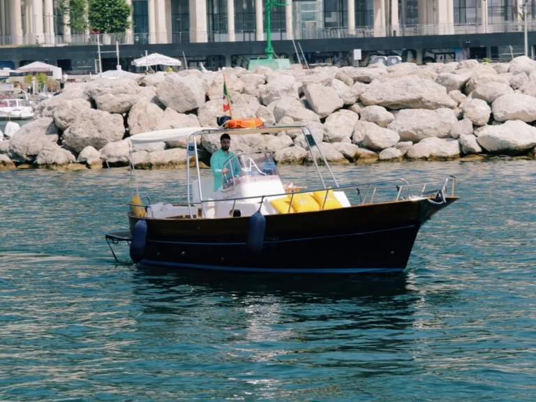 Yacht charter Salerno billig Sorrento 7,50 open cruise