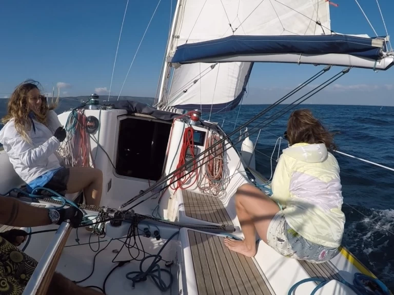 Hyra Segelbåt  med eller utan skeppare Bénéteau Lisabon 