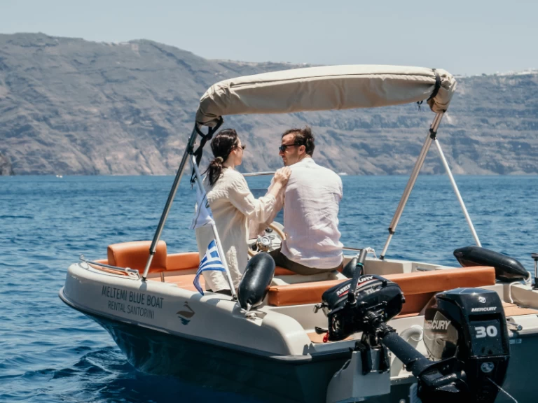 Båtuthyrning Kranitis Craft 1.F30elpt Ct 2. F4MI i Vlychada på Samboat 