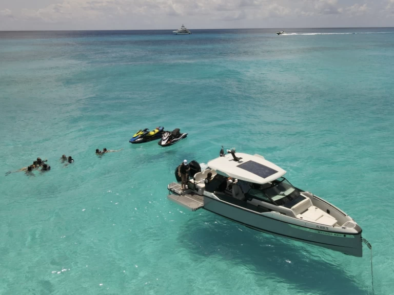 Båtuthyrning Saxdor Saxdor 320 GTO i Miami  på Samboat 