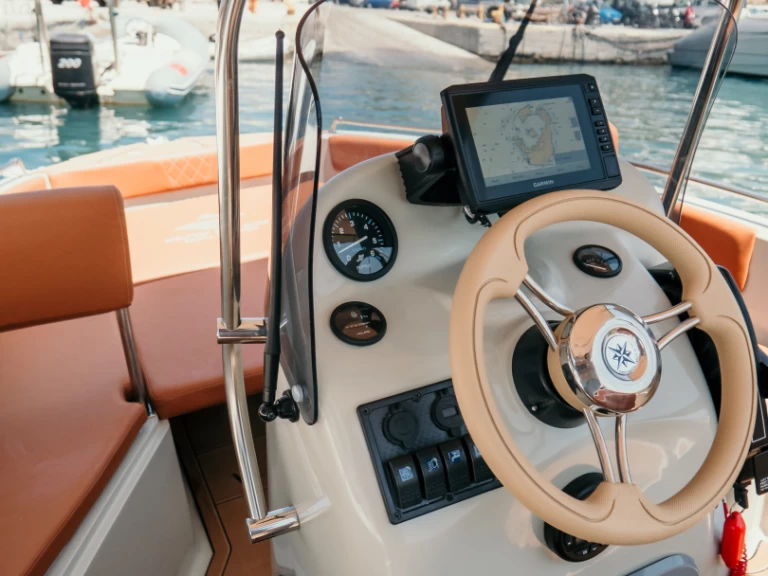 Yacht charter Vlychada billig Kranitis Craft 1. F30Elpt Ct 2.F4MI