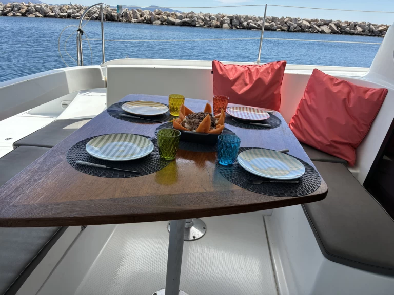 Uthyrning Marseille - Fountaine Pajot LIPARI 41 EVOLUTION av Samboat 