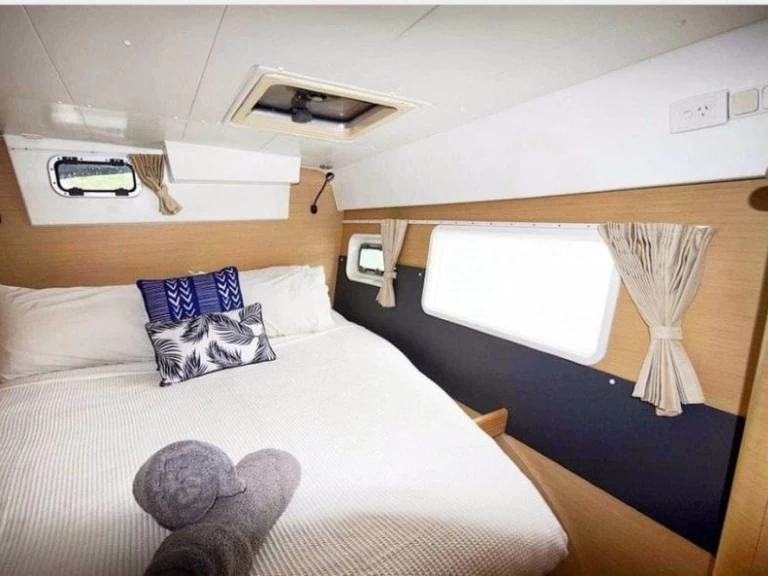 Hyra Katamaran  med eller utan skeppare Lagoon Sant Antoni de Portmany 