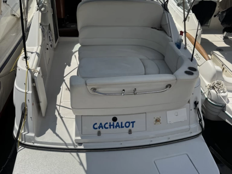 Four Winns Vista 248 charter bareboat eller skeppad i Mandelieu-la-Napoule