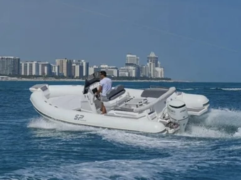 Hyra RIB med eller utan skeppare Sea prop Baia 