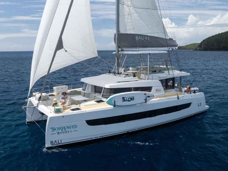 Hyr en Bali BORROWED BOUNTY Brittiska Jungfruöarna 