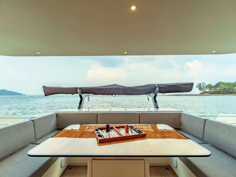 Uthyrning Lyx yacht i Neapel - McCohangy Boats JACK