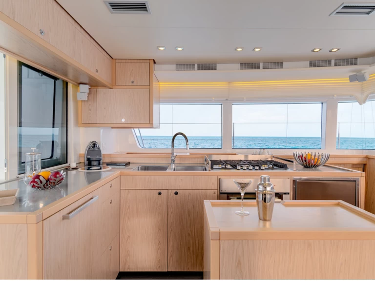 Yacht charter Mai Khao billig Lagoon 52 F