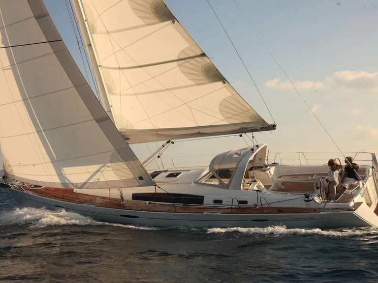 Hyra Segelbåt  med eller utan skeppare Bénéteau Nidri 