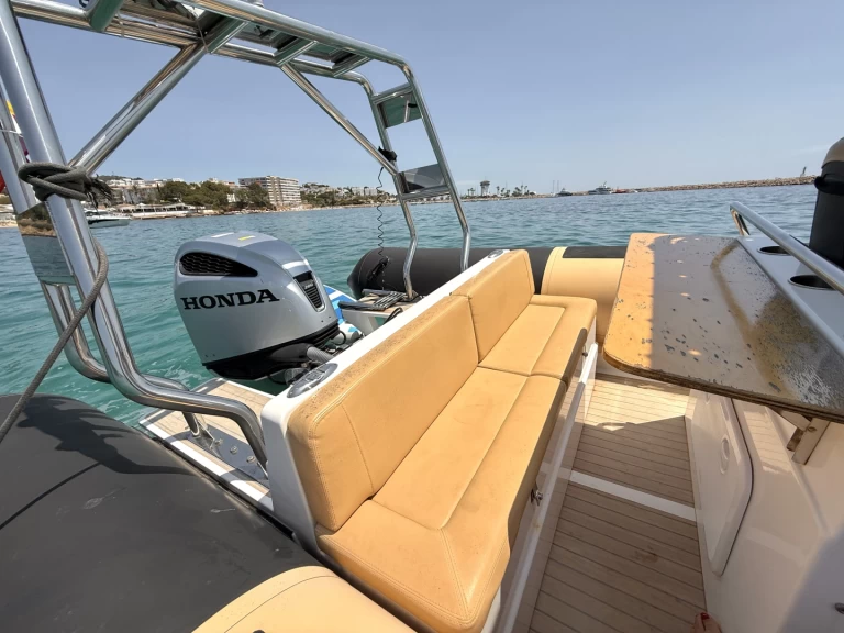 Hyra RIB med eller utan skeppare Vanguard Puerto Portals 