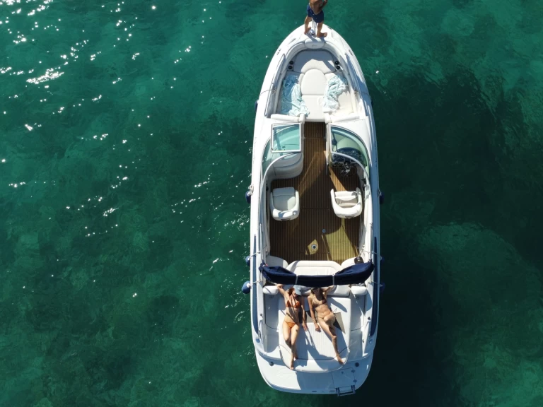 Hyra Motorbåt  med eller utan skeppare Crownline Portals Nous 