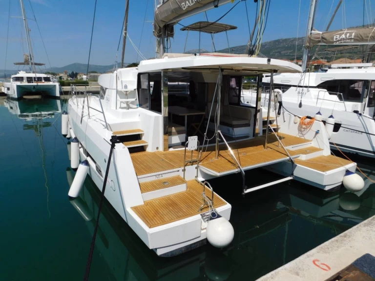 Båtuthyrning Bali Bali 4.0 i Ta' Xbiex på Samboat 