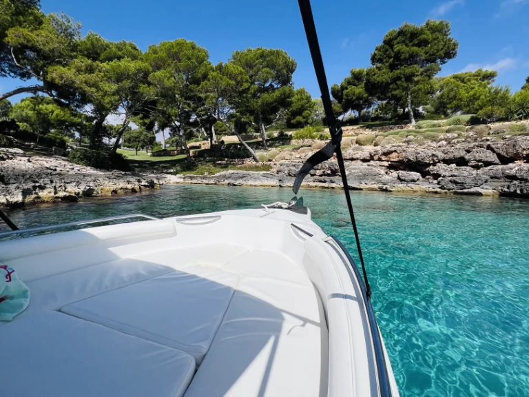 Uthyrning Motorbåt  Daganz med en båtlicens 