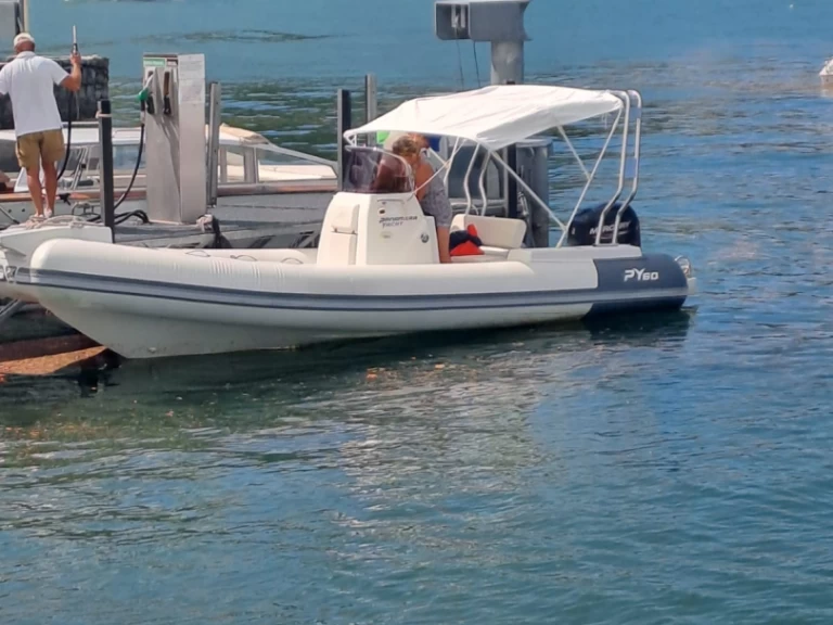 Panamera PY60 charter bareboat eller skeppad i Como (City)