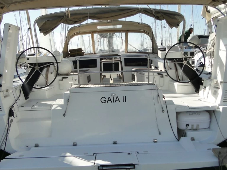 Hyr en Dufour Dufour 470 Alimos 