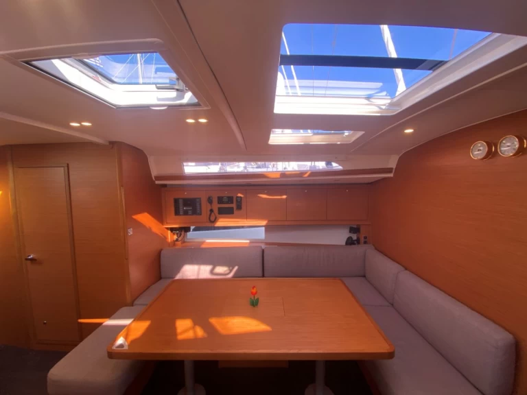 Hyr en Dufour Dufour 470 Lefkáda 