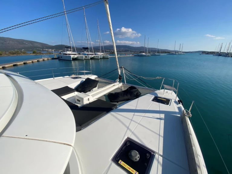 Lagoon Lagoon 46 charter bareboat eller skeppad i Lefkáda