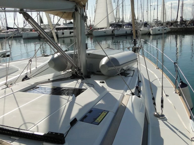 Uthyrning Segelbåt  i Alimos - Jeanneau Sun Odyssey 479