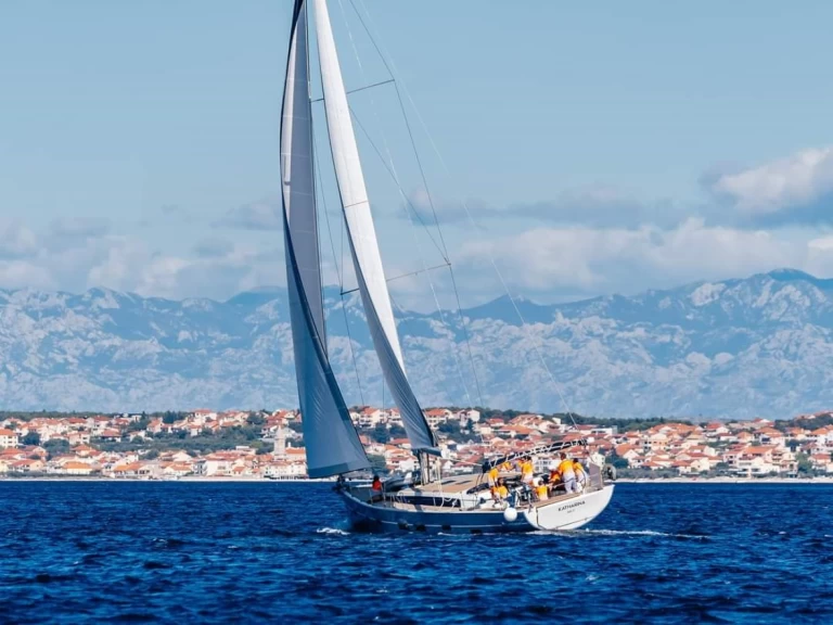 Hyr en D&D Yacht D&D Kufner 56 - 5 cab Trogir  