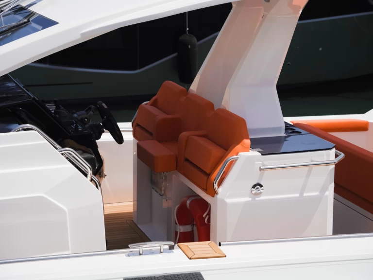 Hyr en Pirelli Pirelli 42 EFB Torre Annunziata 