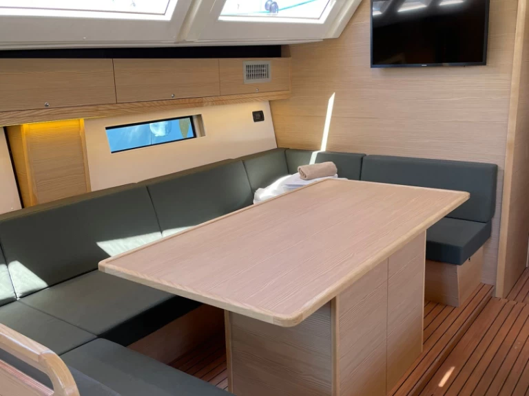 Hyra Segelbåt  med eller utan skeppare D&D Yacht Trogir  