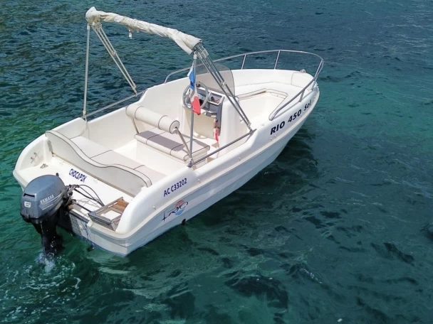 Hyra Motorbåt  med eller utan skeppare Rio Marseille 