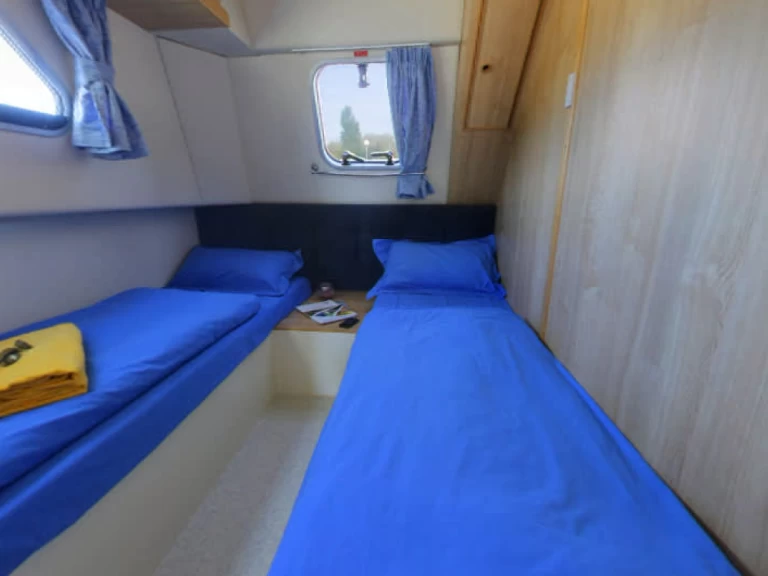 Yacht charter Tannay billig Calypso