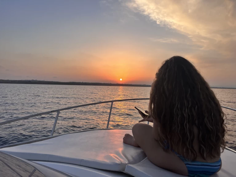 Motorbåt  för uthyrning Marzamemi till det bästa priset 