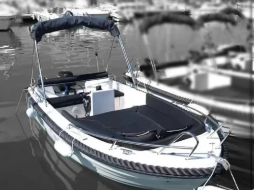 Hyr en Baltic Silver Yacht 445 Puerto Deportivo Roda de Barà 