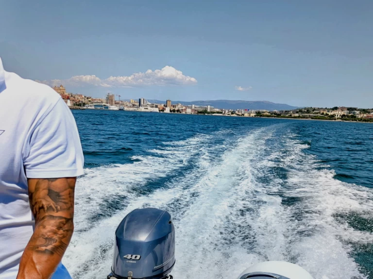 Yacht charter Cagliari Port billig Bwa 550 Pro