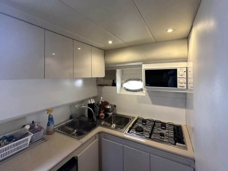 Uthyrning Motorbåt  Rizzardi med en båtlicens 