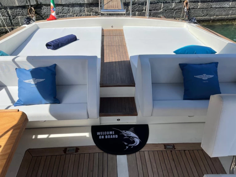 Hyr en Tornado 38 classic Amalfikusten 