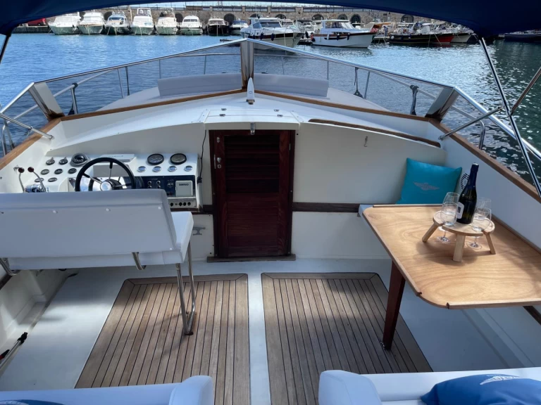 Yacht charter Amalfikusten billig 38 classic