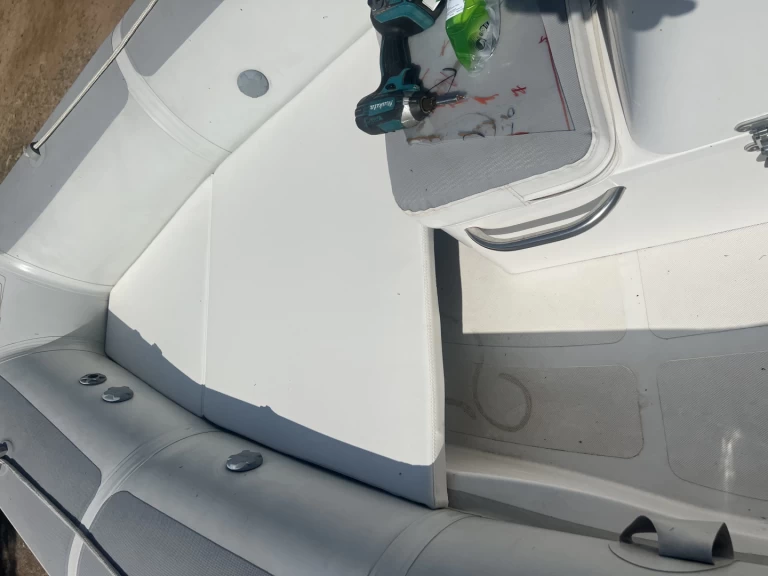 Hyra RIB med eller utan skeppare Adventure Hyeres 