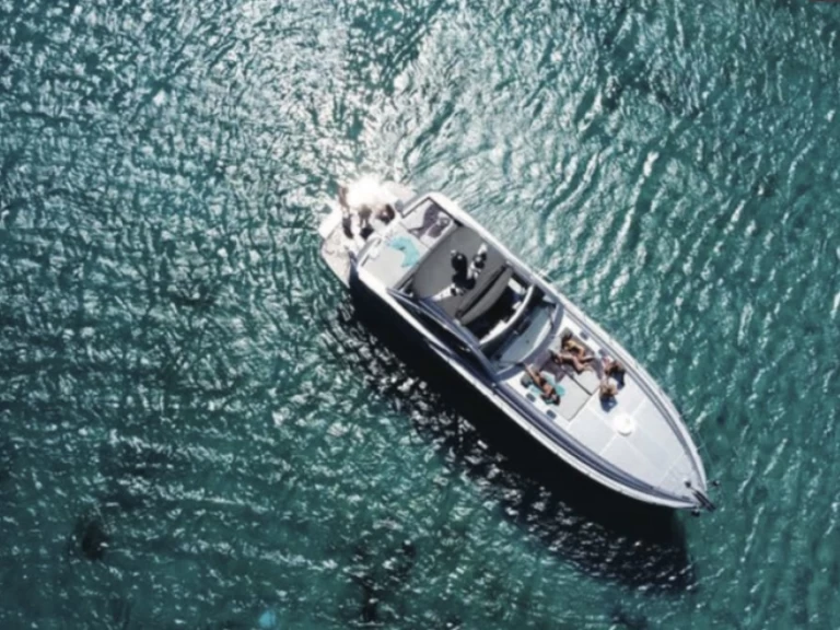 Yacht charter Ornós billig Pershing 65