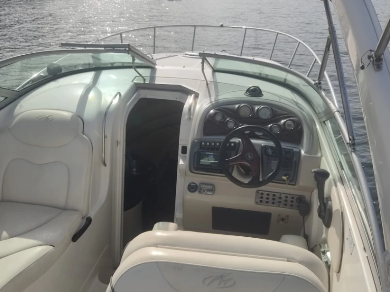 Uthyrning Combarro - Monterey 270 cr av Samboat 