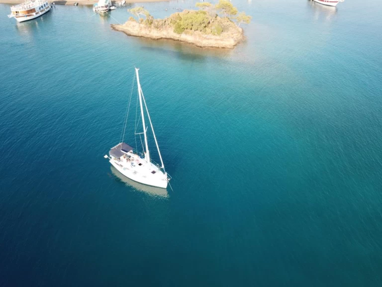 Bavaria Bavaria 30 Cruiser charter bareboat eller skeppad i Fethiye