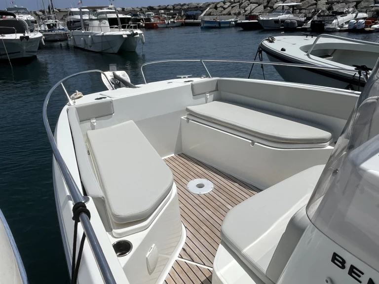 Uthyrning Les Issambres - Bénéteau Flyer 8 SPACEdeck av Samboat 