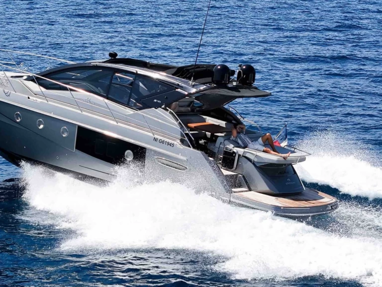 Uthyrning Lyx yacht i Saint-Tropez - Cranchi M 44