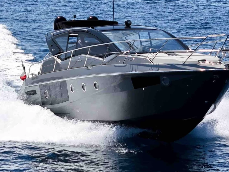 Båtuthyrning Cranchi M 44 i Saint-Tropez på Samboat 