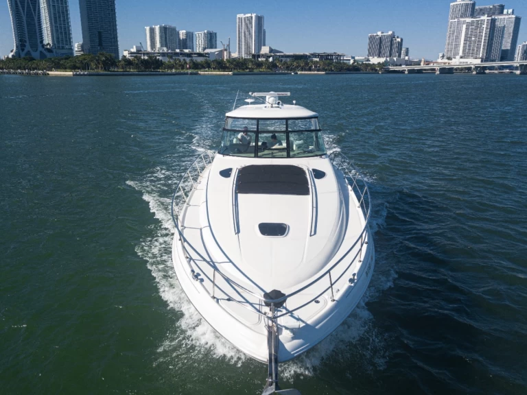 Hyr en Sea Ray Sea Ray 54 Miami Beach 