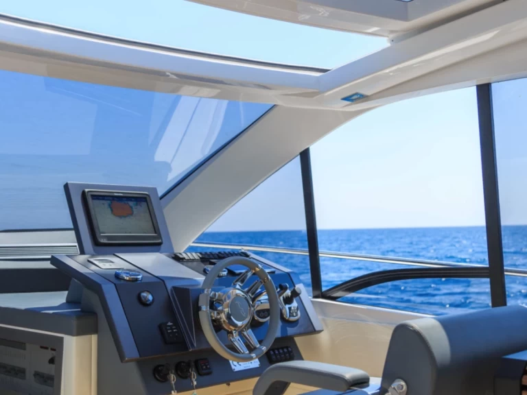 Motorbåt  för uthyrning Neapel till det bästa priset 