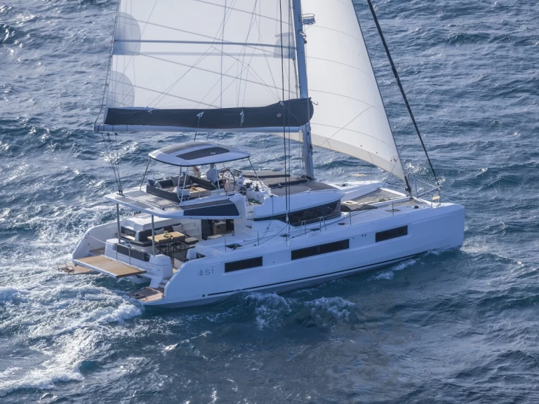 Hyra Katamaran  med eller utan skeppare Lagoon Trogir  