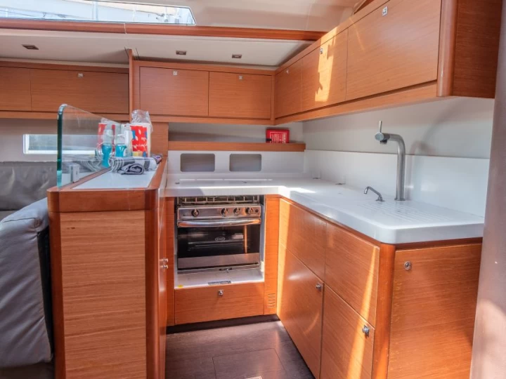 Uthyrning Segelbåt  Dufour med en båtlicens 