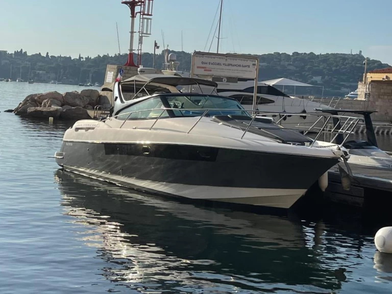 Båtuthyrning Jeanneau Prestige 34 Open i Beaulieu-sur-Mer på Samboat 