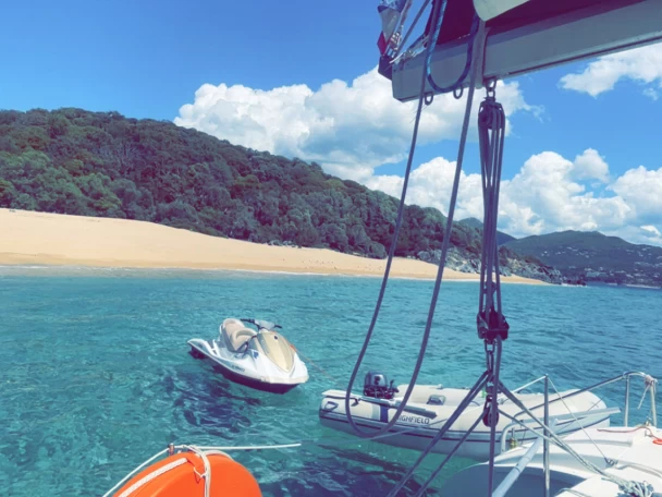 Hyra Jet ski med eller utan skeppare Yamaha Tizzano 