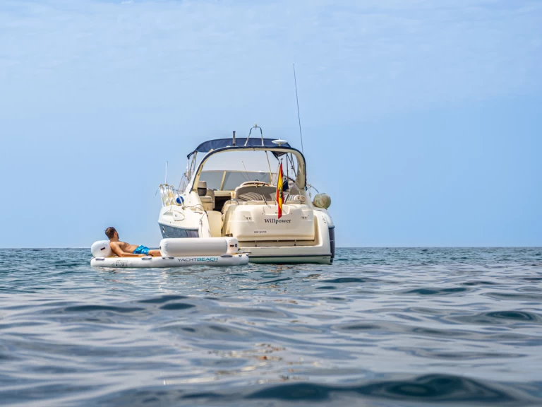 Yacht charter Palma de Mallorca billig Endurance 39