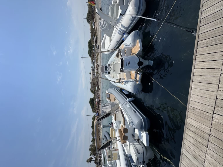 RIB för uthyrning Villaggio San Teodoro till det bästa priset 